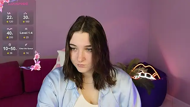 AnnieDodge online show from 10.25.25