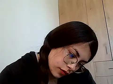 Snapshot of kaileyrivers chatting on 04.24.26 kaileyrivers online show from 04.24.26