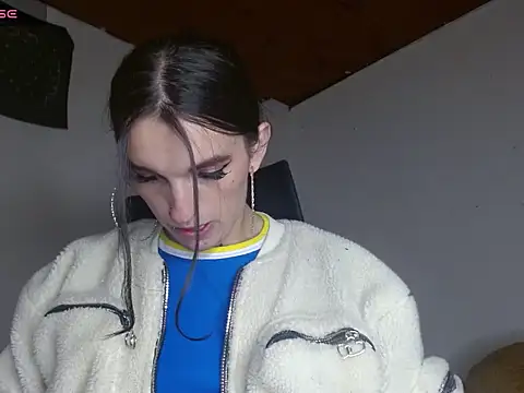 Snapshot of Scarlett_crastrawberry chatting on 05.06.26 Scarlett crastrawberry online show from 05.06.26