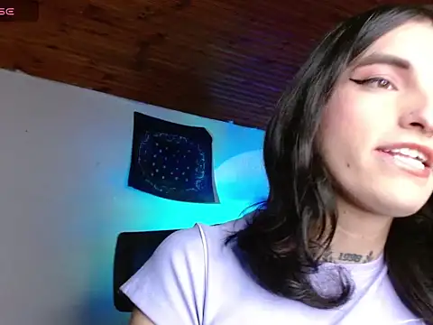 Snapshot of Scarlett_crastrawberry chatting on 05.24.26 Scarlett crastrawberry online show from 05.24.26