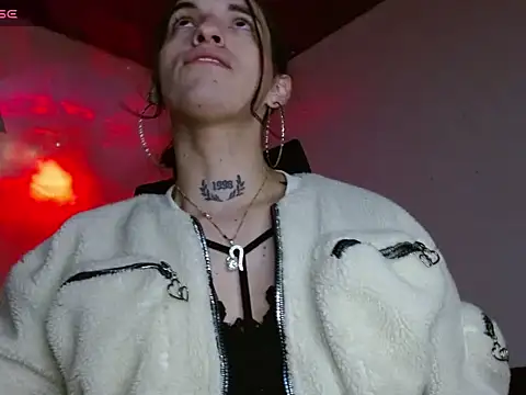 Snapshot of Scarlett_crastrawberry chatting on 05.26.26 Scarlett crastrawberry online show from 05.26.26