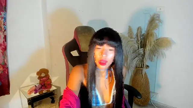 bad girl xxx online show from 10.31.25