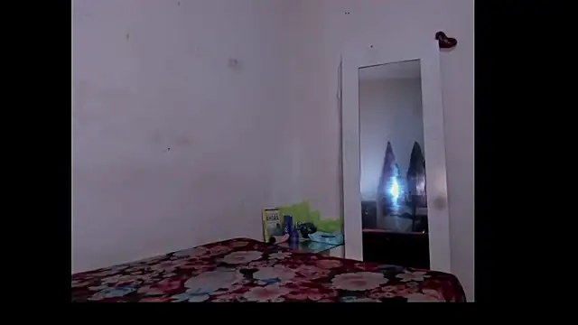 Snapshot of bad_girl_xxx chatting on 01.15.26 bad girl xxx online show from 01.15.26