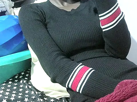 Snapshot of heloraniah chatting on 02.28.26 heloraniah online show from 02.28.26