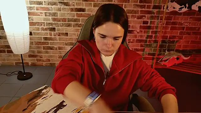 May Bloom online show from 11.10.25