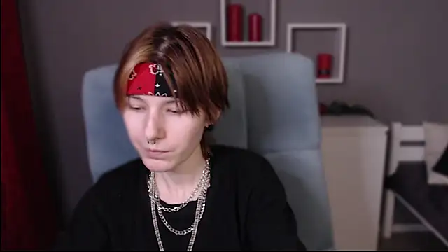 Snapshot of guitarandangell chatting on 01.08.26 guitarandangell online show from 01.08.26