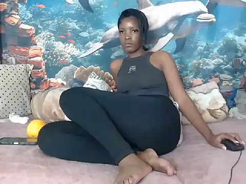 Snapshot of AfricanBarbiee69 chatting on 06.29.26 AfricanBarbiee69 online show from 06.29.26