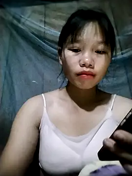 linh-miu99 online show from 10.21.25