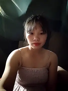 linh-miu99 online show from 11.11.25