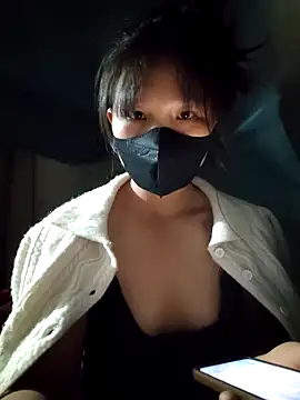 linh-miu99 online show from 11.15.25