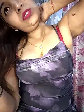 Snapshot of Zenny_Cute chatting on 10.29.25 Zenny Cute online show from 10.29.25