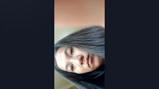 LinneaHyles online show from 10.29.25