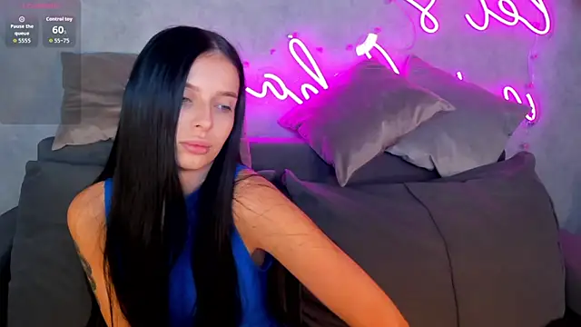 Snapshot of Eva_Mayers chatting on 11.03.25 Eva Mayers online show from 11.03.25