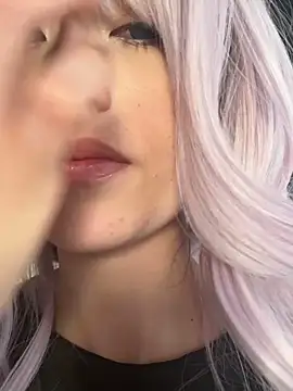 Tiny Dream online show from 12.13.25