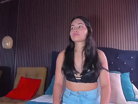 ViolettRouse online show from 11.16.25