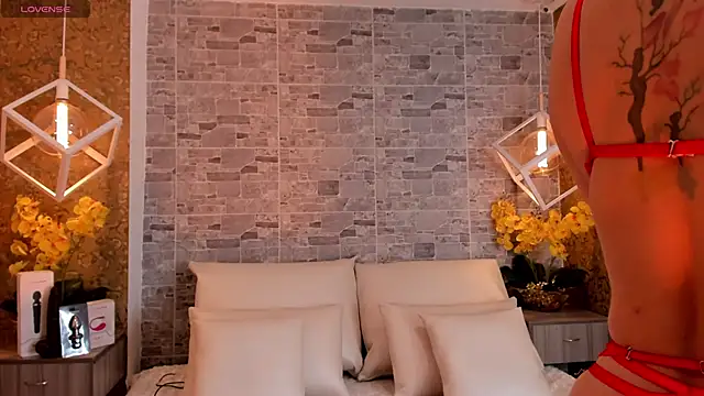 Catalina-Thompson online show from 11.01.25