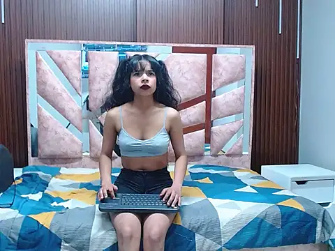 samararobinsoncl202 online show from 10.21.25