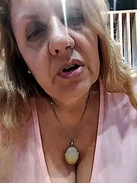Snapshot of JennyInVegas chatting on 01.17.26 JennyInVegas online show from 01.17.26