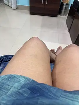 heenashai online show from 11.19.25