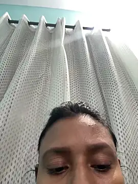 heenashai online show from 12.19.25