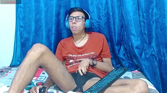 DavTwink3100 online show from 04.16.26