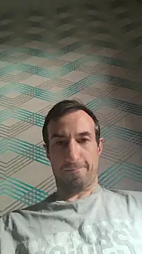 Snapshot of Andruu_ chatting on 10.23.25 Andruu online show from 10.23.25