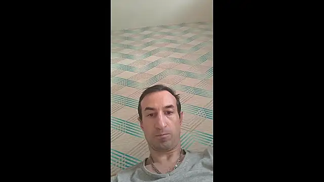 Snapshot of Andruu_ chatting on 10.26.25 Andruu online show from 10.26.25