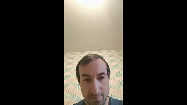 Snapshot of Andruu_ chatting on 11.05.25 Andruu online show from 11.05.25