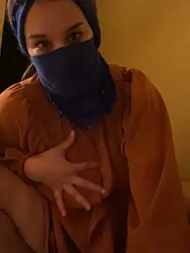 SaraChouchou online show from 11.07.25