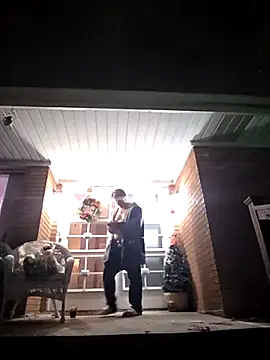 Snapshot of bigdaddyrooster chatting on 12.18.25 bigdaddyrooster online show from 12.18.25