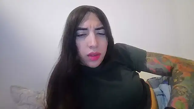 Snapshot of valeriahornier chatting on 06.22.26 valeriahornier online show from 06.22.26