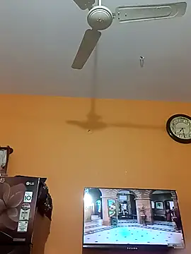 RNlov online show from 10.22.25