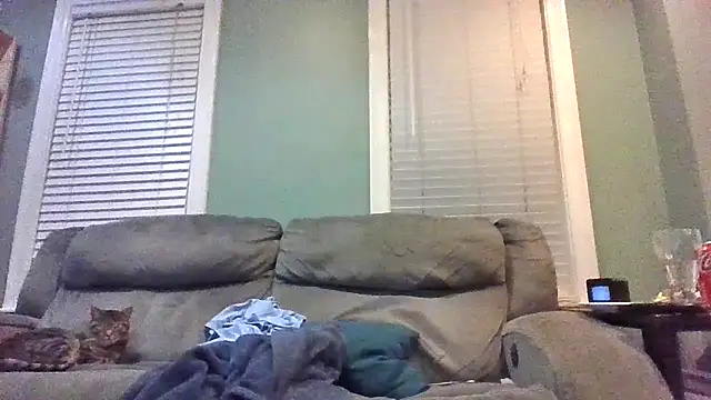 Snapshot of burby79 chatting on 04.04.26 burby79 online show from 04.04.26