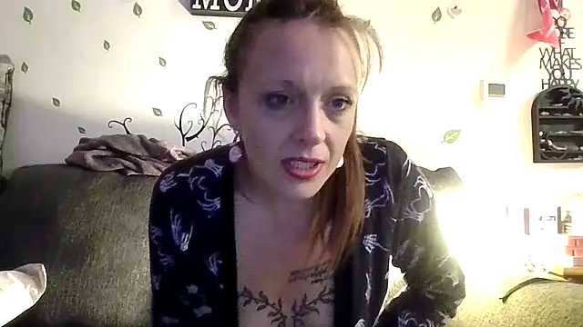 LoveLibz169 online show from 10.26.25