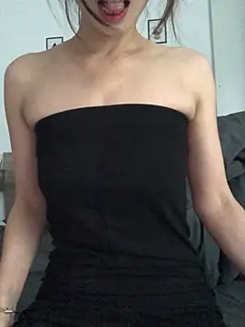 Snapshot of Kylie_beem chatting on 07.14.26 Kylie beem online show from 07.14.26