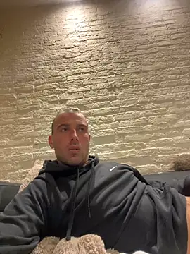 Rotteei1 online show from 11.26.25