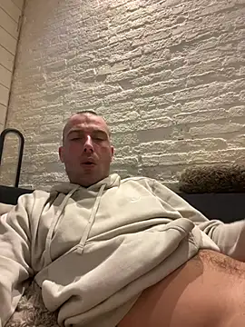 Rotteei1 online show from 02.01.26