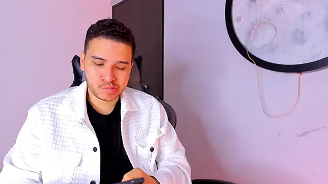 mike 257 online show from 11.11.25