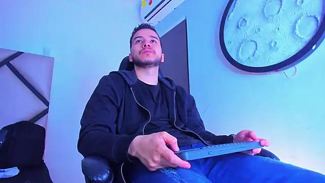 mike 257 online show from 02.05.26