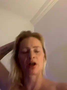 milfdawn online show from 10.18.25