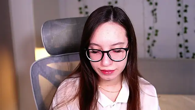 Snapshot of WhyEmmyCry chatting on 02.08.26 WhyEmmyCry online show from 02.08.26