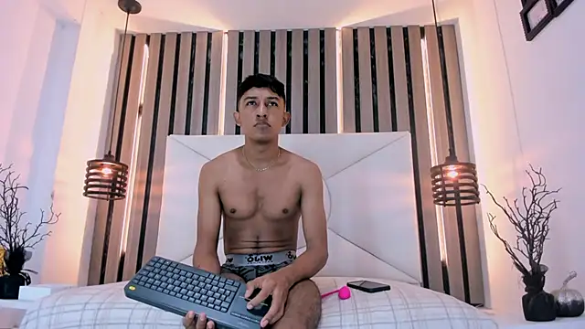 Snapshot of Natzuki_1 chatting on 02.20.26 Natzuki 1 online show from 02.20.26