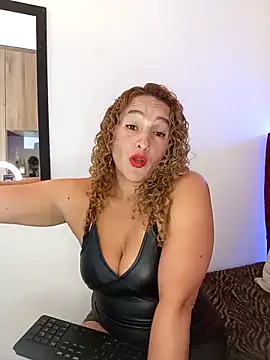 MilfTammyJones69 online show from 10.21.25