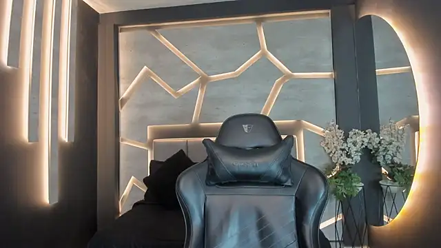 ArohomLester online show from 11.06.25