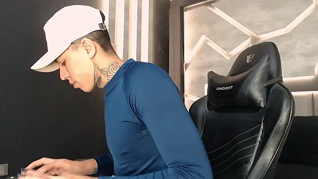 ArohomLester online show from 11.28.25