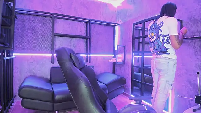 ArohomLester online show from 01.08.26