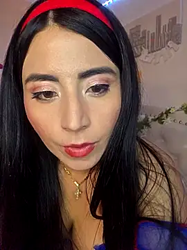 Snapshot of sofialinda01 chatting on 10.24.25 sofialinda01 online show from 10.24.25