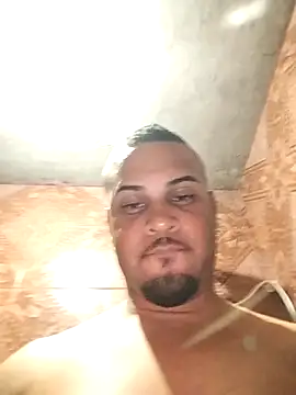 Snapshot of Jonathanbarreto chatting on 11.04.25 Jonathanbarreto online show from 11.04.25