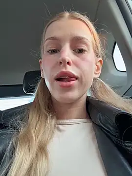 kira mia online show from 03.27.26