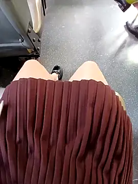 Snapshot of Mina-02 chatting on 12.17.25 Mina-02 online show from 12.17.25